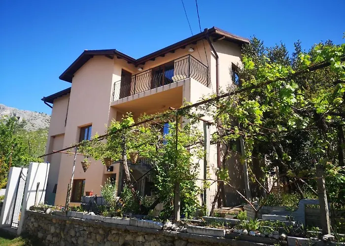 شقة Villapo Ilindentsi